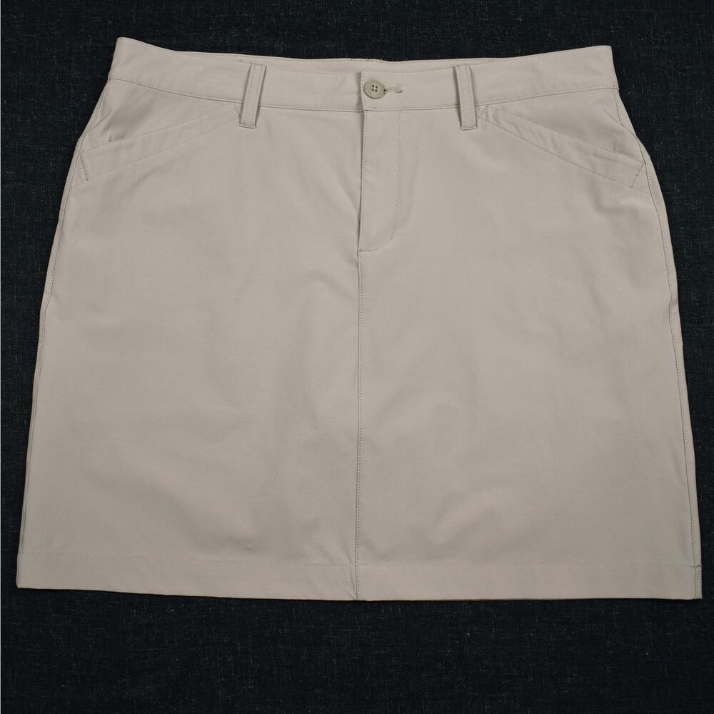 Eddie Bauer Adventurer 2.0 Skort Women's 12 Khaki Outdoor Utility Golf Hiking L